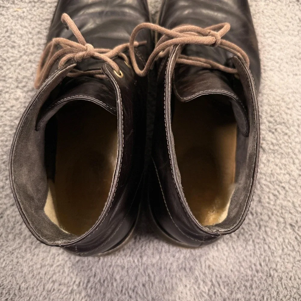 UGG Chukka Boots Mens Size 11.5 Brown Leather Lace Up Ankle Desert Crepe‎ Sole